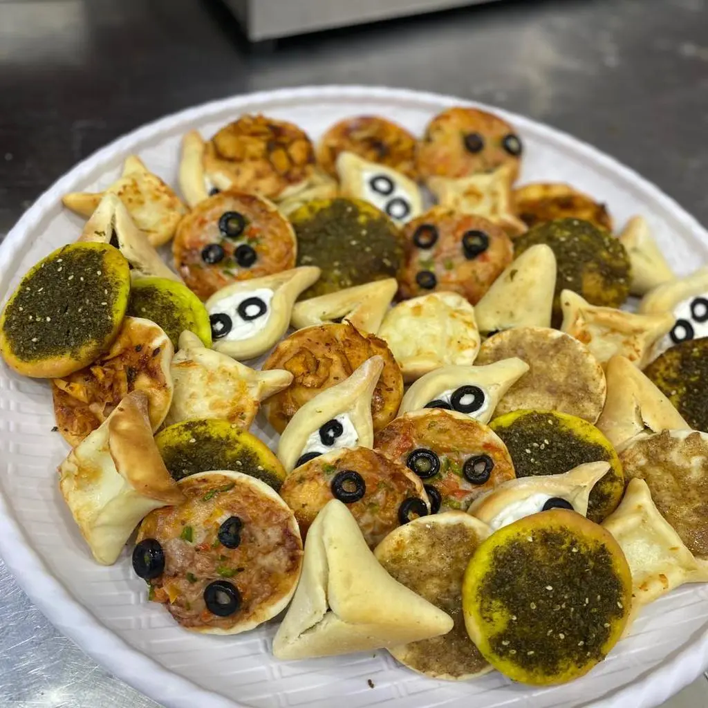 صحن معجنات